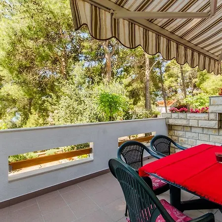 Apartment Antun