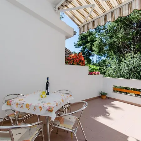 Antun Apartment Hvar Town